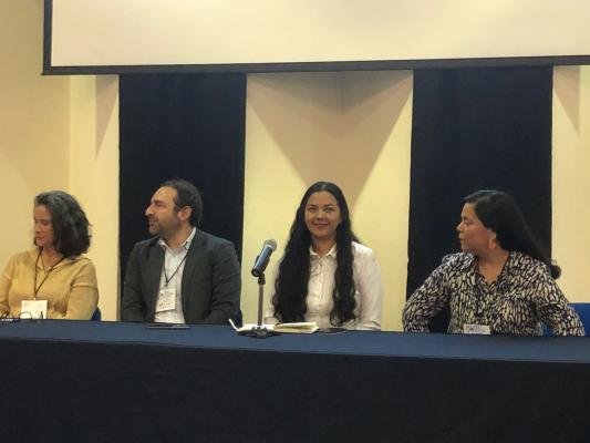 Fotografía de los panelistas