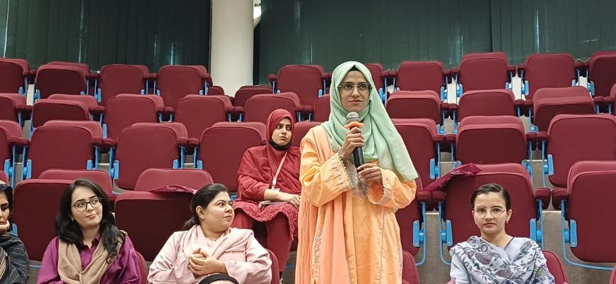 participant questioning the speaker