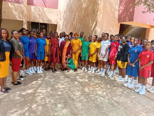 OWSD FUAHSE members with the students 