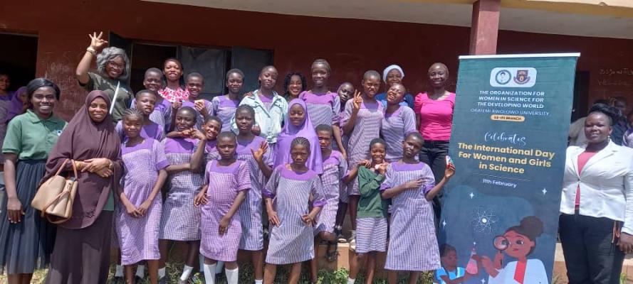 Some of the students of Ife Girls High School with OWSD OAU members