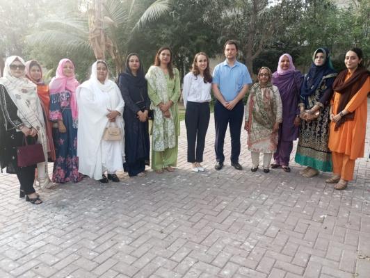 group photo with the hosts