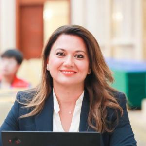 Dr. Esra Capanoglu