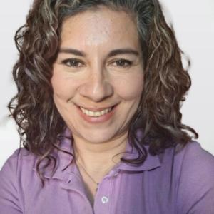 Docente e investigadora en innovación educativa.