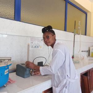 Dr. Imerina TANKEUOO KOPA at the ENSH laboratory in Blida, Algeria, measuring electrical conductivity and pH of soil samples as part of her PhD research on precision irrigation for citrus and Vegetables crops in the Mitidja plain.