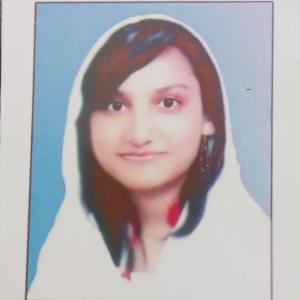 Portrait of Humaira Saeed, registered pharmacist and lecturer in pharmacy practice and public health from Pakistan.