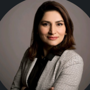 Dr. Amna Mehmood, senior scientist specializing in molecular diagnostics and women’s empowerment in science.